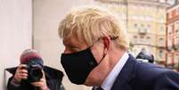 Primeiro-ministro britânico, Boris Johnson, chega à sede da BBC em Londres
04/10/2020
REUTERS/Henry Nicholls  Foto: Reuters