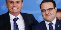 Presidente Jair Bolsonaro ao lado de Jorge Oliveira no Palácio do Planalto
24/06/2019
REUTERS/Adriano Machado  Foto: Reuters