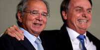 Ministro Paulo Guedes e presidente Jair Bolsonaro em Brasília
07/10/2020
REUTERS/Ueslei Marcelino  Foto: Reuters