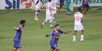 Clayson marcou o terceiro gol da vitória do Bahia por 3 a 0 sobre o Vasco em Pituaçu (Mauricia da Matta/Photo Premium/Lancepress!)  Foto: LANCE!