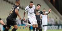 Corinthians saiu na frente, mas levou a virada quando tinha um a mais (Foto: Rodrigo Coca/Agência Corinthians)  Foto: LANCE!