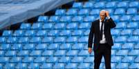 Zidane balança no cargo do Real Madrid antes de clássico contra o Barcelona (Foto: PETER POWELL / AFP)  Foto: Lance!