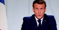 O presidente da França Emmanuel Macron anunciou novos bloqueios e regras de distanciamento social para frear a covid-19  Foto: Reuters / BBC News Brasil