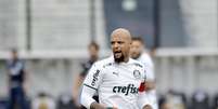 O jogador Felipe Mello do Palmeiras durante a partida entre Vasco e Palmeiras ,válido pelo Campeonato Brasileiro 2020 Série A. Realizado no estádio São Januário, na cidade do Rio de Janeiro, RJ, Neste Domingo (08).   Foto: Dhavid Normando / Futura Press