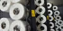 Papel higi&ecirc;nico &agrave; venda em loja da Filad&eacute;lfia, EUA.  REUTERS/Mark Makela  Foto: Reuters
