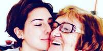 Fernanda Paes Leme ao lado de sua avó  Foto: Instagram / @fepaesleme / Estadão
