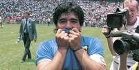 Maradona com camiseta Argentina  Foto: Getty Images / BBC News Brasil