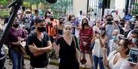 Manifestantes protestam em solidariedade a artistas dissidentes em frente do Ministério da Cultura de Cuba, em Havana
27/11/2020
REUTERS/Alexandre Meneghini  Foto: Reuters