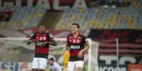 Vitinho e Pedro: dois gols e uma assistência saíram da dupla que mudou o jogo (Foto: Alexandre Vidal / Flamengo)  Foto: Lance!