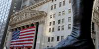 Fachada da bolsa de valores de Nova York, EUA 
04/11/2020
REUTERS/Andrew Kelly  Foto: Reuters