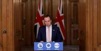 Matt Hancock, secretário da Saúde do Reino Unido, durante entrevista coletiva em Downing Street 
23/12/2020
Kirsty Wigglesworth/Pool via REUTERS  Foto: Reuters