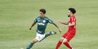 Lance durante a partida entre Palmeiras e Bragantino, válida pelo Campeonato Brasileiro da Série A, no Allianz Parque, em São Paulo (SP), neste domingo (27)  Foto: Wilian Oliveira / Futura Press