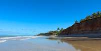 Praias do sul da Bahia estão atraindo turistas  Foto: Luiz Souza / Futura Press