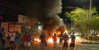 TERE1 - CIDADES - Moradores bloqueiam Av. Duque de Caxias em protesto pela falta de energia em Teresina ? Foto: Reprodu??o/TV Clube  Foto: Reprodução/TV Clube / Estadão