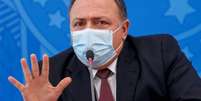 Enquanto o ministro da Sa&uacute;de, Eduardo Pazuello, dava entrevista coletiva garantindo prepara&ccedil;&atilde;o do pa&iacute;s para imuniza&ccedil;&atilde;o contra a covid-19, STF deu prazo para pasta demonstrar planejamento  Foto: REUTERS/Adriano Machado / BBC News Brasil