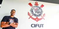 Fernando Lázaro vai coordenar o Cifut com mais integração com a base do clube (Foto: Rodrigo Coca/Ag. Corinthians)  Foto: Lance!