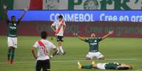 Jogadores do Palmeiras comemoram vitória contra o River Plate  Foto: Alex Silva / Estadão