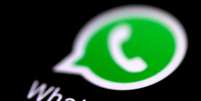 Vista do aplicativo de mensagens WhatsApp na tela de um telefone. 3/8/2017.   REUTERS/Thomas White  Foto: Reuters