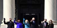 Biden e Harris assumiram oficialmente a Presid&ecirc;ncia dos EUA  Foto: EPA / Ansa - Brasil