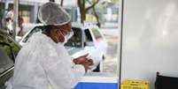 Enfermeira aplica dose de vacina contra o novo coronavírus  Foto: Deyvid Edson
