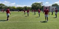 &Uacute;ltimo treino da equipe do Inter antes de viajar ao Rio de Janeiro  Foto: Divulga&ccedil;&atilde;o/ Inter / Estad&atilde;o
