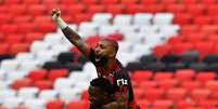 Gabigol e Gerson se destacaram na campanha do Flamengo no Brasileiro de 2020  Foto: Alexandre Brum/Enquadrar / Estadão Conteúdo