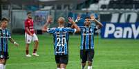 Grêmio é o 20º no Brasileiro e seu maior rival, o Inter, ocupa o 14º lugar.  Foto: Fernando Alves / Estadão Conteúdo