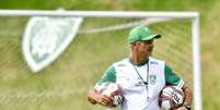 Lisca, o técnico do América-MG, fez um apelo para a CBF não realizar a Copa do Brasil agora  Foto: Mourão Panda/América-MG / Site do América-MG