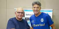 Renato Ga&uacute;cho renovou o contrato com o Gr&ecirc;mio por mais um ano   Foto: Lucas Uebel/Gr&ecirc;mio  / Site do Gr&ecirc;mio 