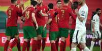 Portugal garante os três primeiros pontos nas Eliminatórias Europeias (Foto: MARCO BERTORELLO / AFP)  Foto: Lance!