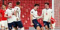 Maguire decide, e Inglaterra vence a Polônia pelas Eliminatórias  Foto: Catherine Ivill / Reuters