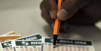 Sorteio da Mega da Virada 2020 aconteceu &agrave;s 20h  Foto: Marcello Casal/Ag&ecirc;ncia Brasil / Estad&atilde;o