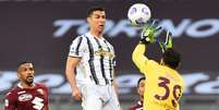 Cristiano Ronaldo deixou a sua marca em empate da Juventus  Foto: Massimo Pinca / Reuters