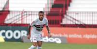 Daniel Alves comentou sobre os estilos de jogo de Crespo e Diniz (Foto: Rubens Chiri / saopaulofc.net)  Foto: Lance!