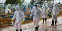 Em 6 de abril, Brasil ultrapassou pela primeira vez a marca de 4 mil mortes por dia pela covid-19  Foto: Getty Images / BBC News Brasil