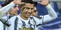 Cristiano Ronaldo pode voltar a atuar na Premier League (Foto: ALBERTO PIZZOLI / AFP)  Foto: Lance!