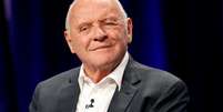 Anthony Hopkins, vencedor do Oscar de melhor ator, divulga v&iacute;deo e homenageia Chadwick Boseman  Foto: Danny Moloshok / Reuters
