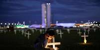 Ato em Brasília para lembrar mortes por Covid-19
 27/4/2021 REUTERS/Ueslei Marcelino  Foto: Reuters