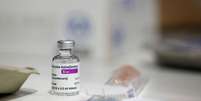 Frasco da vacina contra Covid-19 da AstraZeneca em Londres
18/02/2021 REUTERS/Henry Nicholls  Foto: Reuters