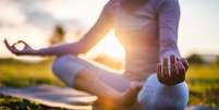 A técnica do ponto e do círculo vai ajudar a aumentar a sua concentração ao meditar  Foto: Isbjorn / iStock