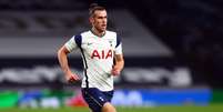 Bale está no Tottenham, clube que demitiu José Mourinho (Foto: CLIVE ROSE / POOL / AFP)  Foto: Lance!