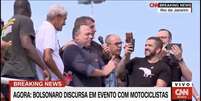 Pazuello apareceu sem máscara em ato de Bolsonaro  Foto: Reprodução/CNN