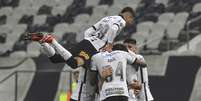 Corinthians fechou sua participação na Sul-Americana com goleada (Foto: NELSON ALMEIDA / POOL / AFP)  Foto: Lance!