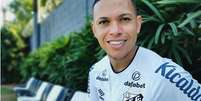 Marcos Guilherme refor&ccedil;a o Santos por empr&eacute;stimo  Foto: Santos / Divulga&ccedil;&atilde;o / Estad&atilde;o