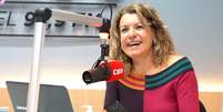 Olga Bongiovanni volta a fazer jornalismo no rádio após ter um programa de música até 2 anos atrás  Foto: Divulgação