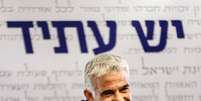 L&iacute;der do partido Yesh Atid, Yair Lapid, durante entrevista coletiva no Parlamento de Israel em Jerusal&eacute;m
07/06/2021 REUTERS/Ronen Zvulun  Foto: Reuters