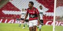 Vitinho vem se destacando na ausência de outros titulares do Flamengo (Foto: Alexandre Vidal/Flamengo)  Foto: Lance!