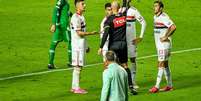 São Paulo e Chapecoense empatam com 1 a 1 em jogo marcado pela expulsa de Nestor   Foto: Antonio Molina/Am Press & Images/Gazeta Press