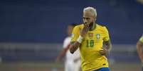 Neymar, que foi poupado contra o Equador, participou do treinamento desta segunda-feira em Goiânia  Foto: Lucas Figueiredo / CBF