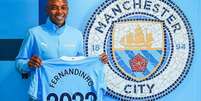 Fernandinho renovou com o Manchester City até junho de 2022  Foto: Manchester City / Twitter / @mancity / Estadão